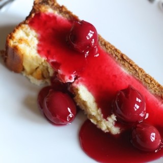 Cheesecake with Cherry Sauce